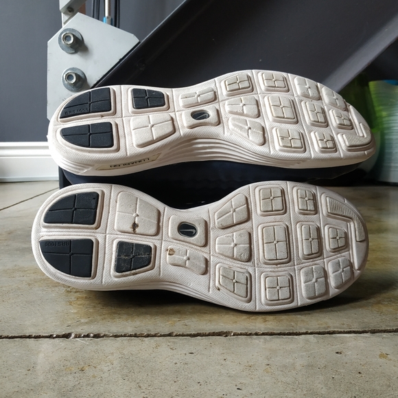 2/$80 Nike Lunar Magista II Flyknit - Picture 5 of 8